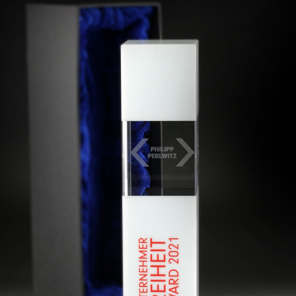 Unternehmer Award - Cubix Whiteglas Award mit UV-Druck