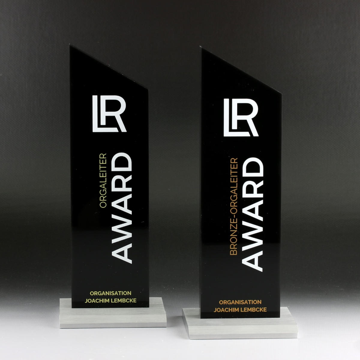 LR Orgaleiter - Award aus schwarzem Acryl mit UV-Druck